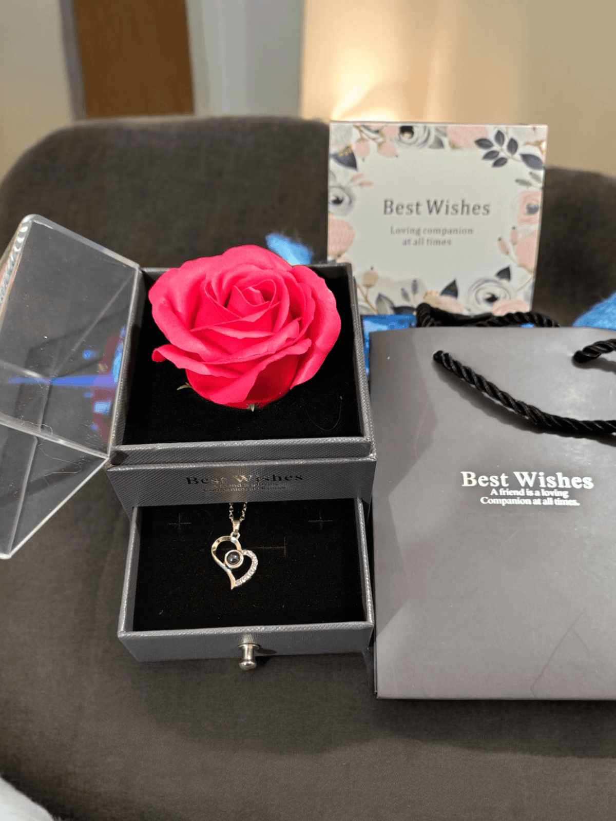 Large Size Soap Rose With Necklace [Black Box]